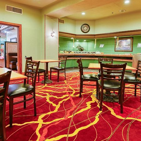 Mcm Elegante Suites Abilene Buitenkant foto
