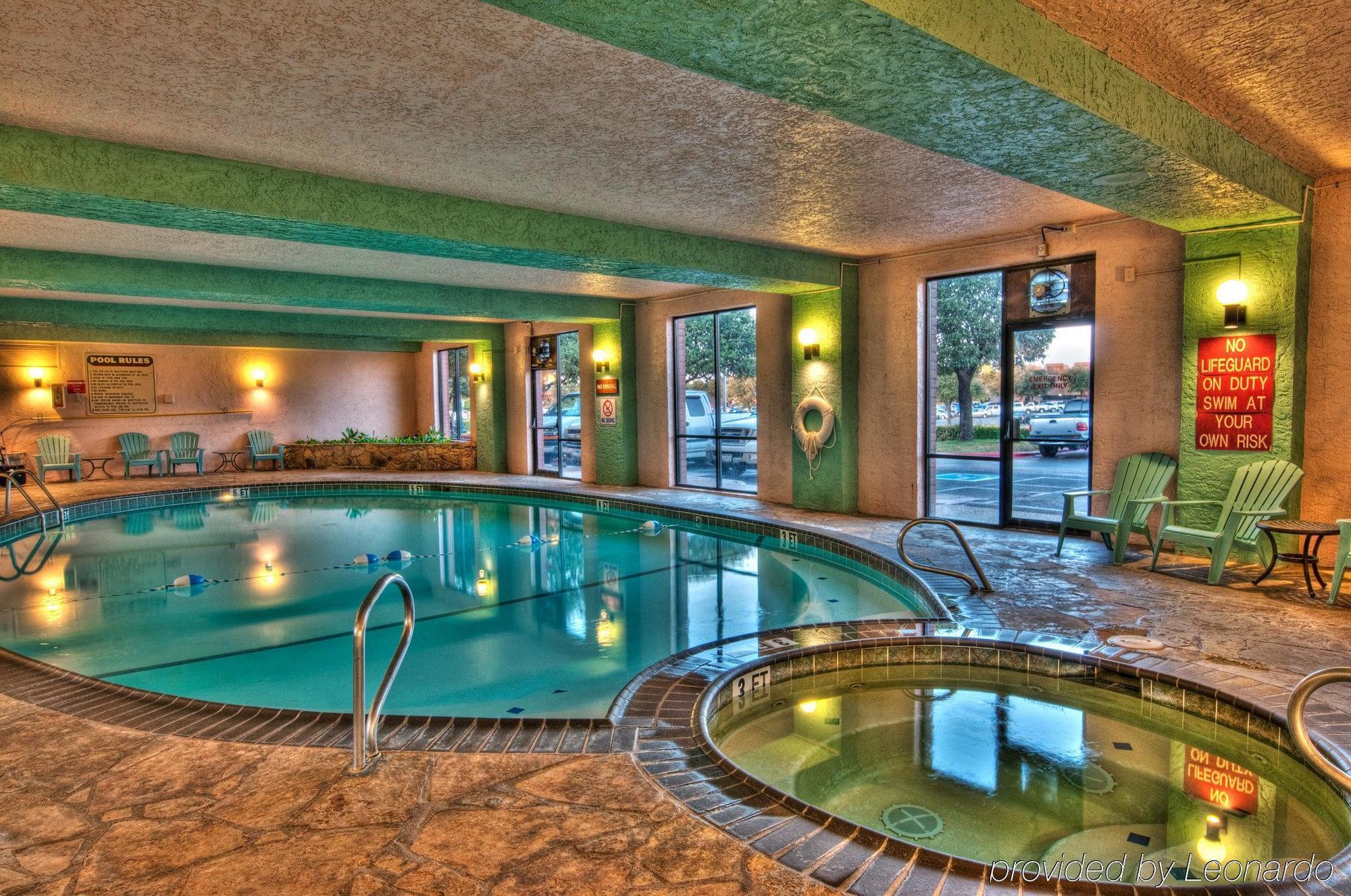 Mcm Elegante Suites Abilene Buitenkant foto