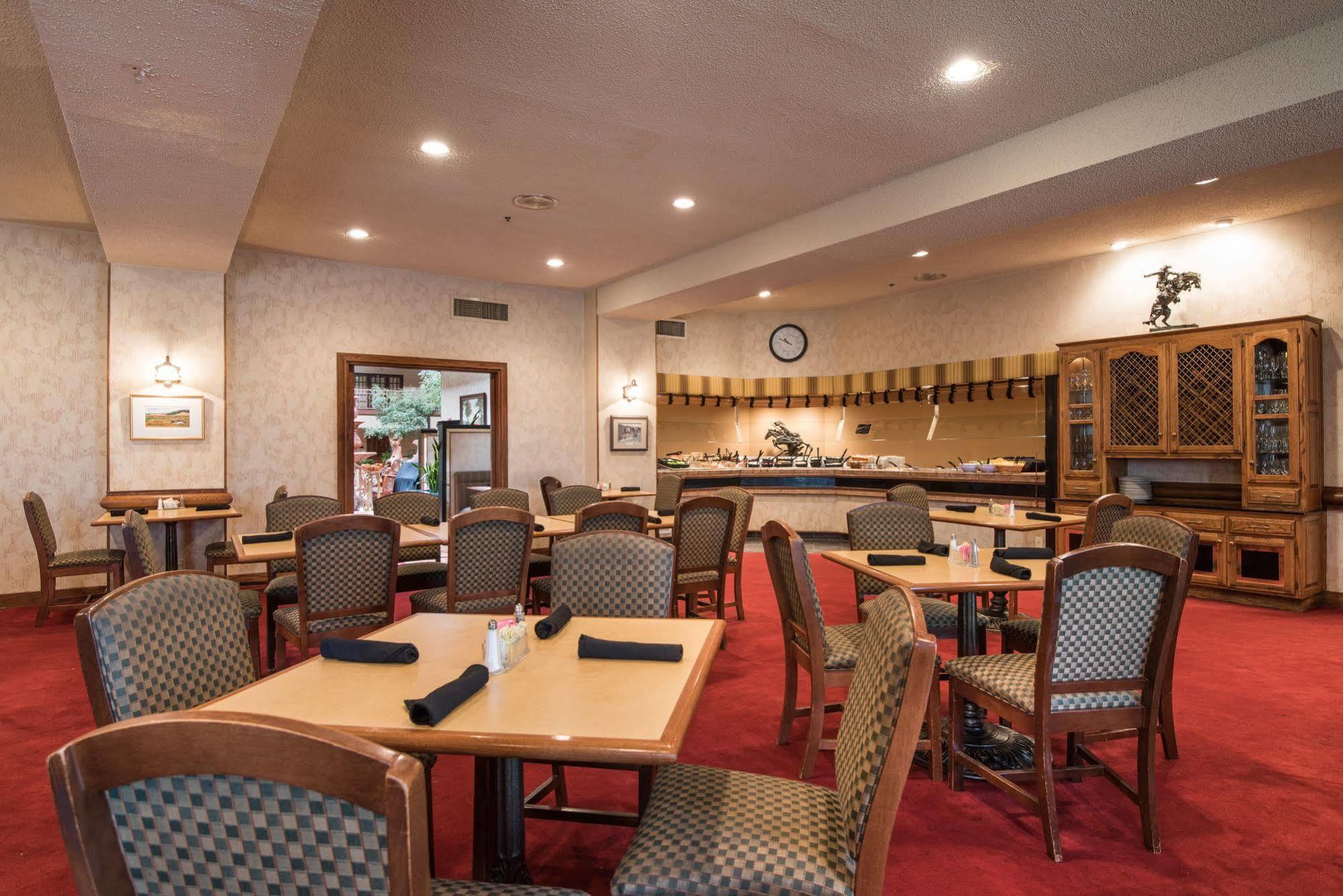 Mcm Elegante Suites Abilene Buitenkant foto