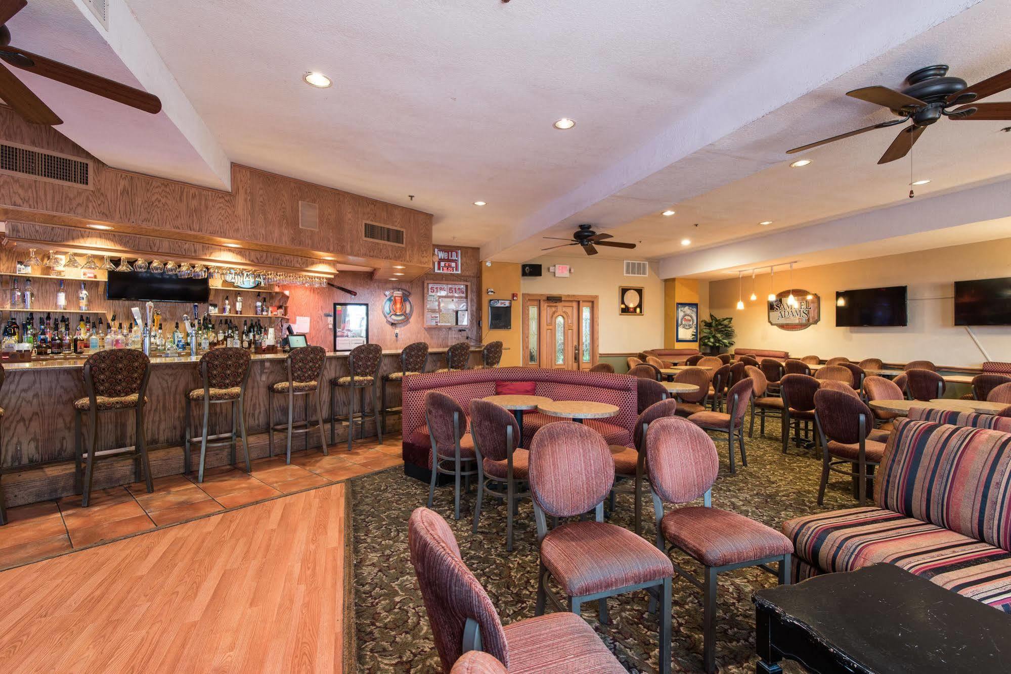 Mcm Elegante Suites Abilene Buitenkant foto