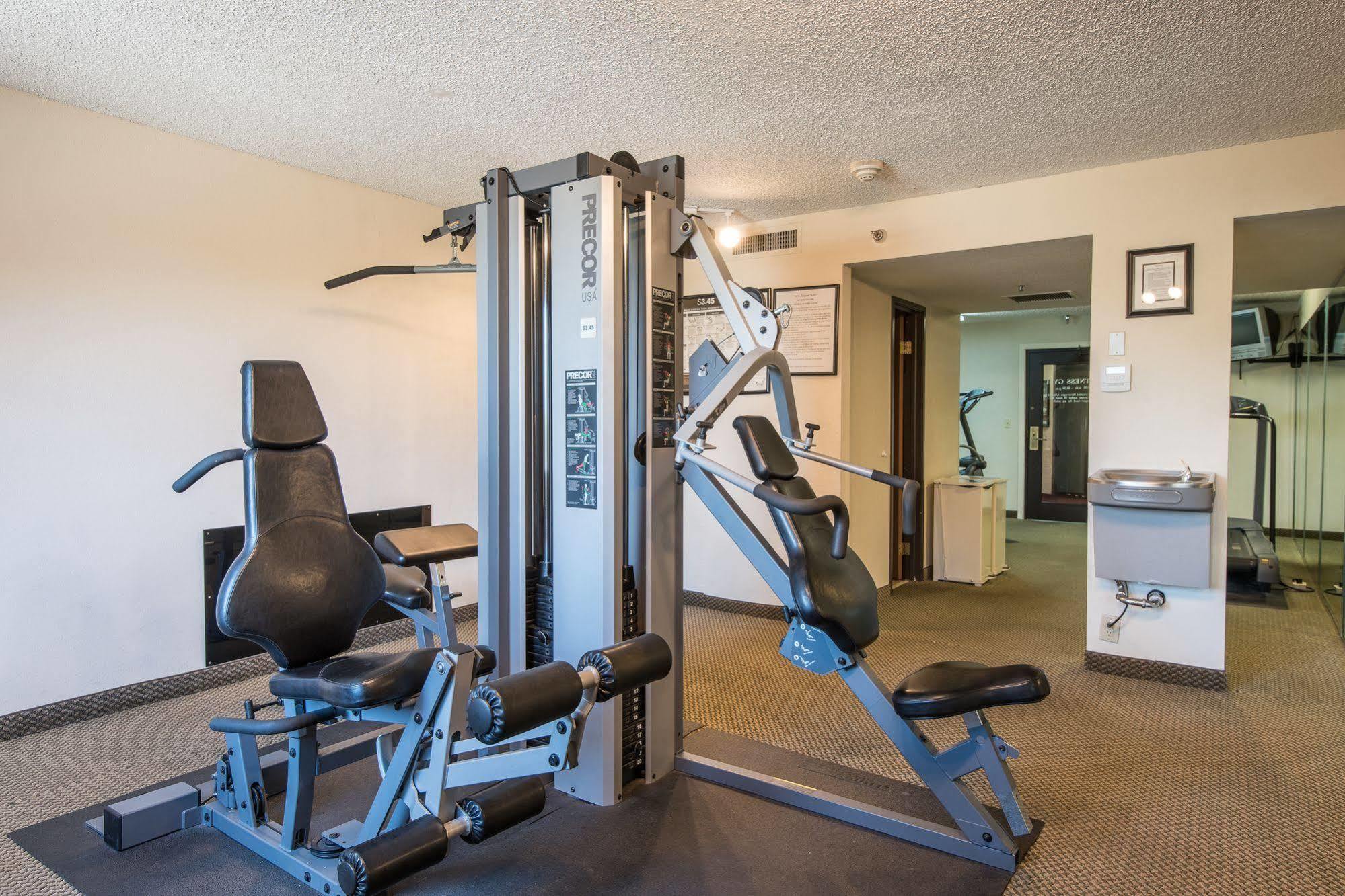 Mcm Elegante Suites Abilene Buitenkant foto