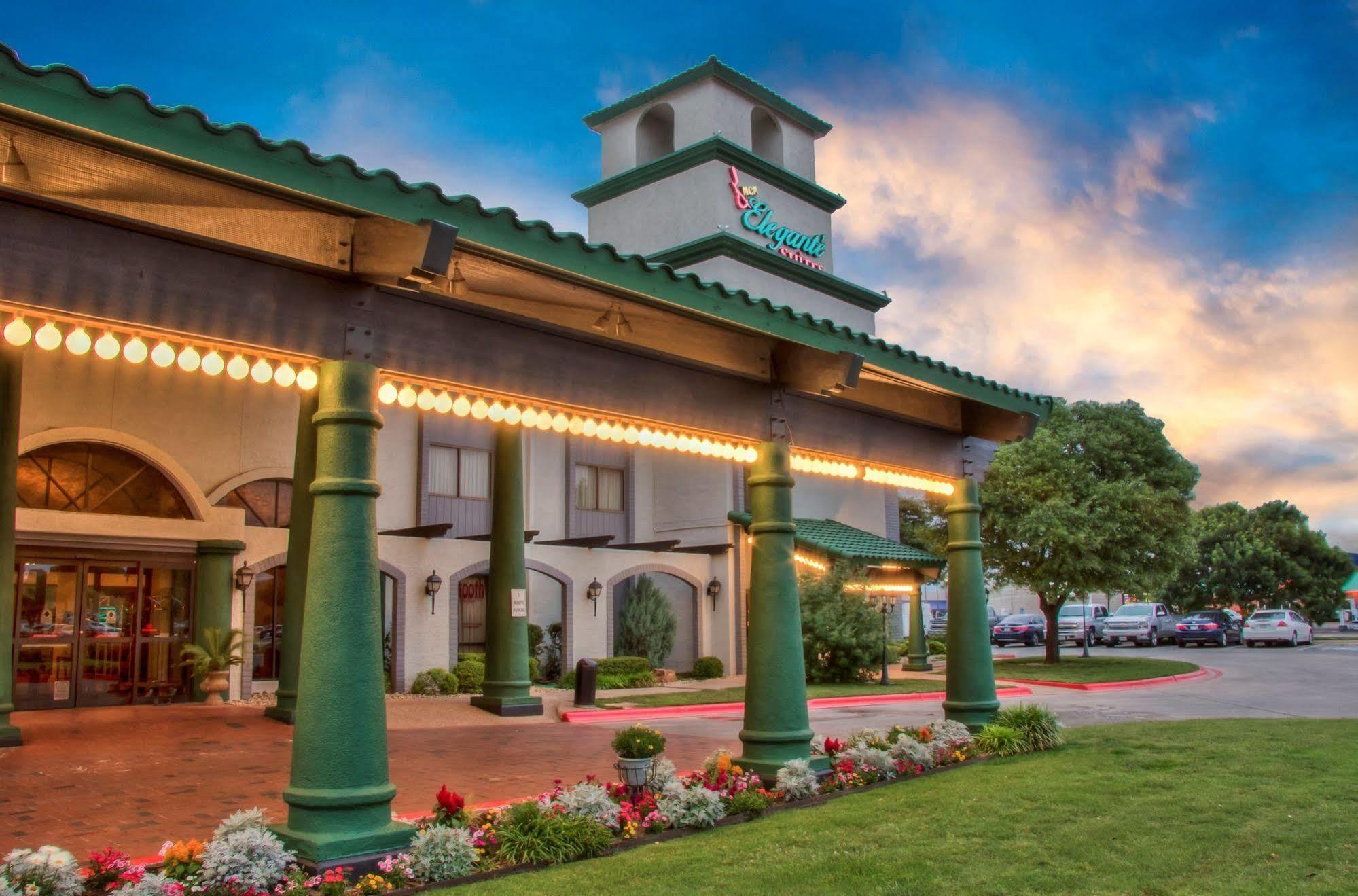 Mcm Elegante Suites Abilene Buitenkant foto